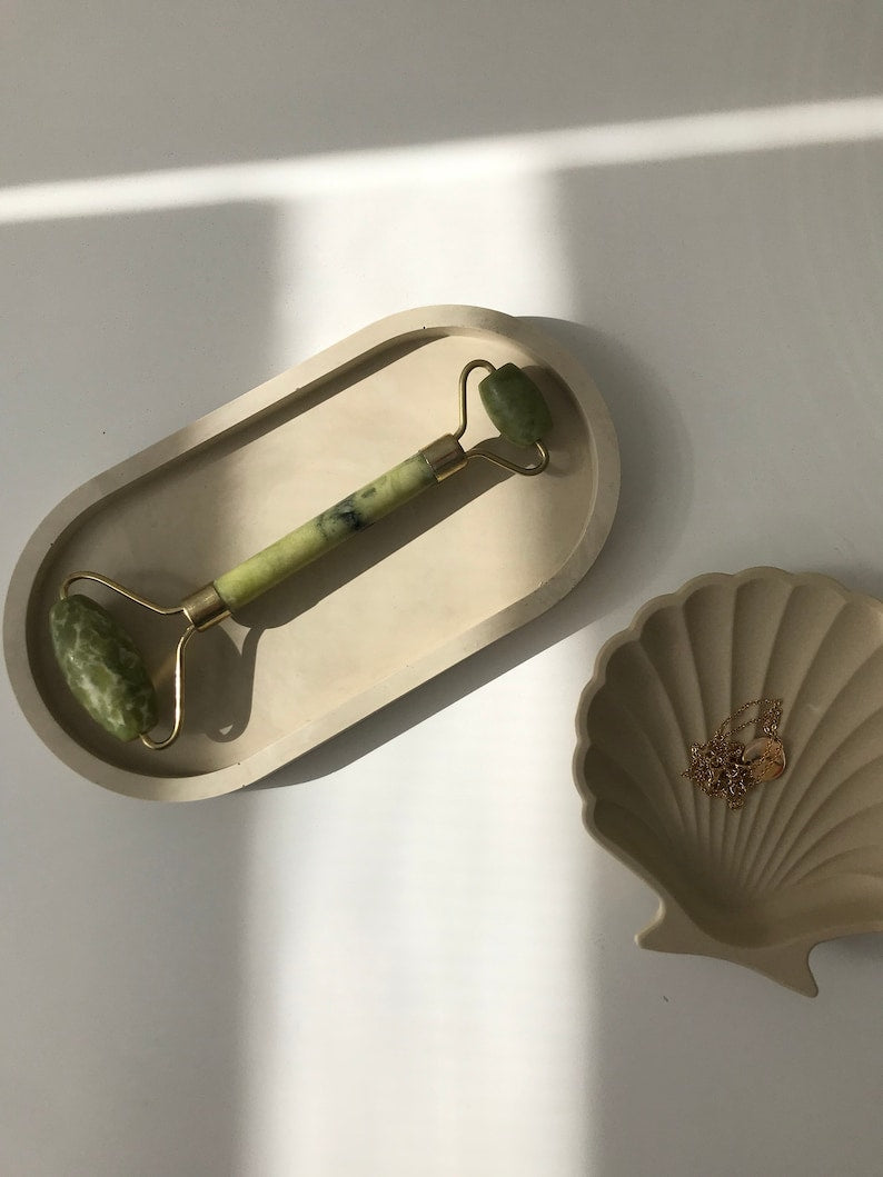 Shell tray, jewelry tray, soap dish
